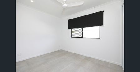 Brand New Premium Duplex - Fully Tiled & Aircon - Double Garage - Photo 4