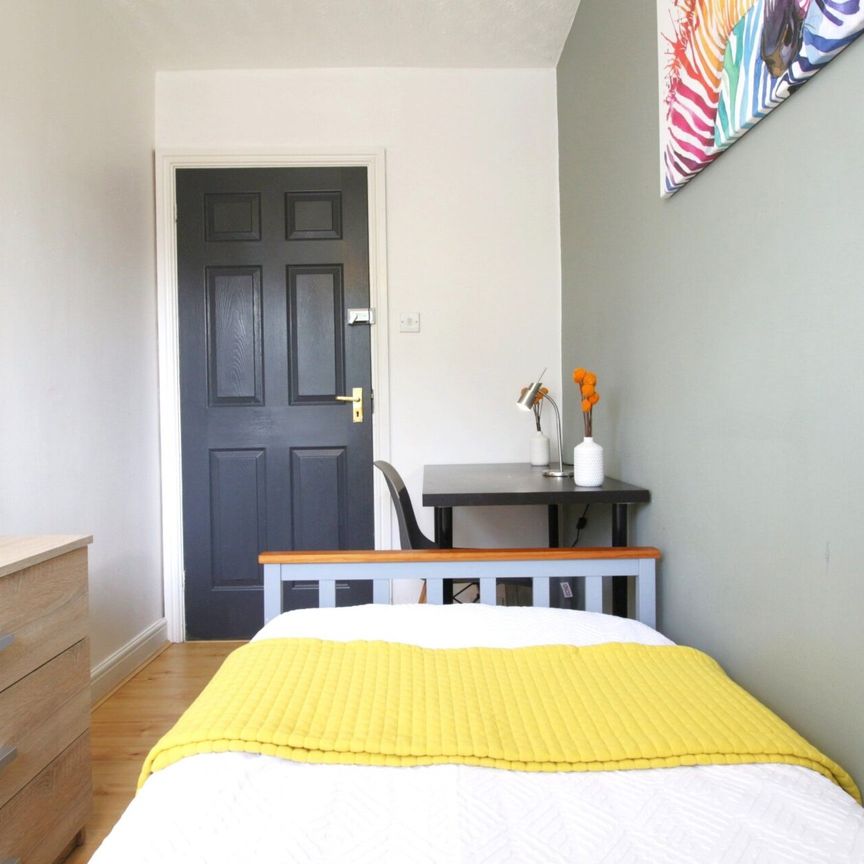 Staunton Court, Lincoln, Lincolnsire, LN1 1TN - Photo 1