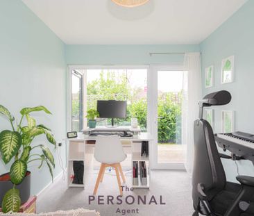 Hardwick Close, Ewell - Photo 2