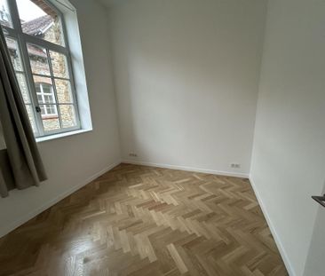 Tout savoir sur cet appartement dans le quartier Montreuil, à Versa... - Photo 1