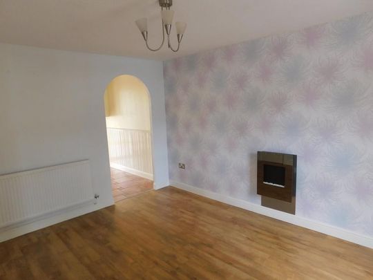 2 bedroom terraced house to rent - Photo 1