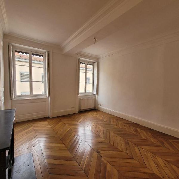 Location Appartement 3 pièces 81m² LYON 2ème - Photo 1