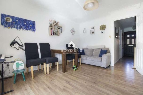 Chiltern Close, Colchester, Essex, CO1 - Photo 1