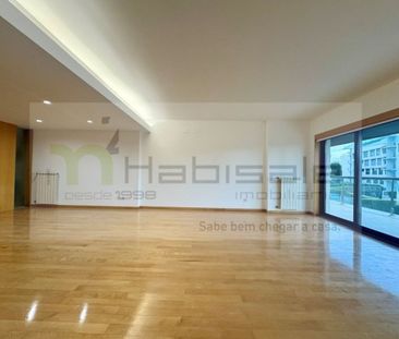 3 room luxury Flat for rent in Cascais e Estoril, Cascais, Lisbon - Photo 5