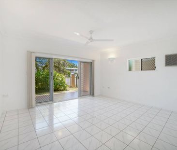 Spacious ground floor unit close to CBD - Photo 5