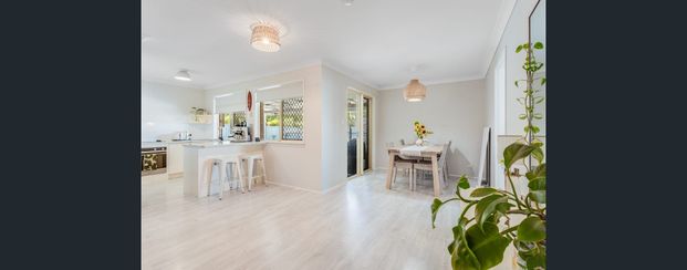 Poolside Family Living in Quiet Cul-De-Sac - Photo 1