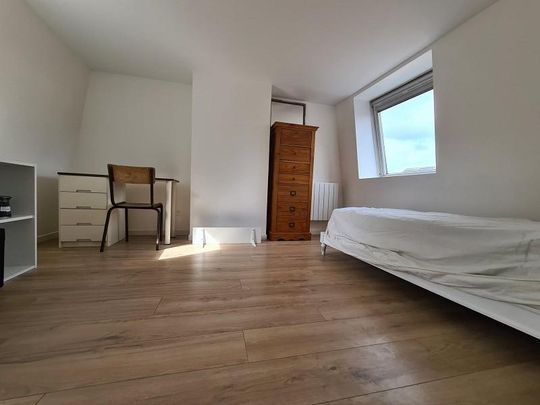 Maison à Louer à LILLE 860 € - Photo 1