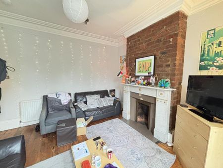 4 bedroom house to rent - Photo 3