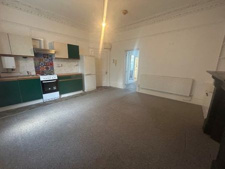 Sydenham Road, Cotham, Bristol - Photo 2