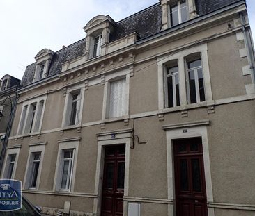 Location Appartement 4 pièces 98m² CHATEAUROUX 36000 - Photo 2