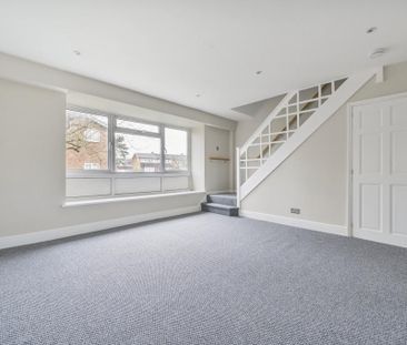 2 bedroom maisonette to rent - Photo 2