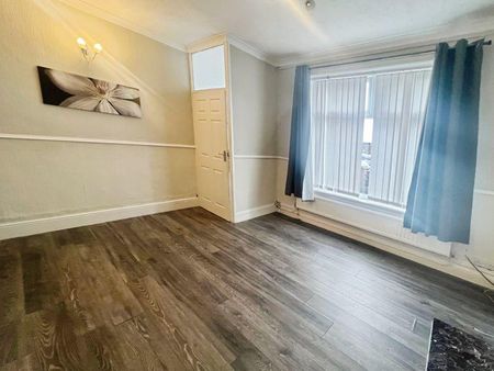 2 bedroom terraced house to rent - Photo 2