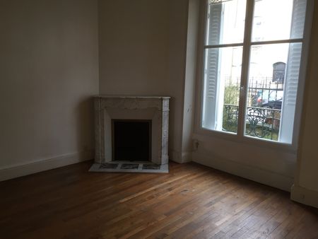 Location Maison 7 pièces 123m² NANCY 54000 - Photo 2