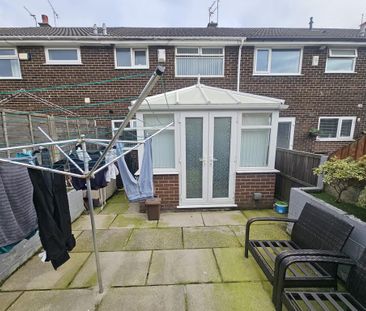 3 bedroom terraced house to rent - Photo 1