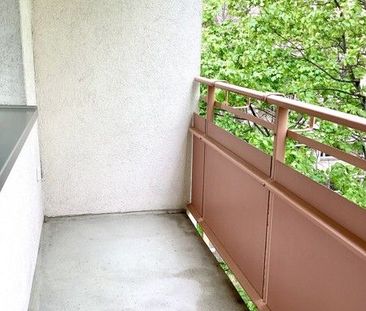 Kleine Familien aufgepasst: Hier ist ihre 3-Zimmer-Wohnung mit Balkon! - Foto 4