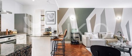 Appartement • Les Halles - Photo 3
