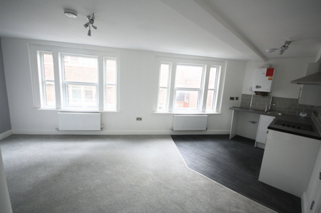 1 bedroom flat to rent - Photo 3