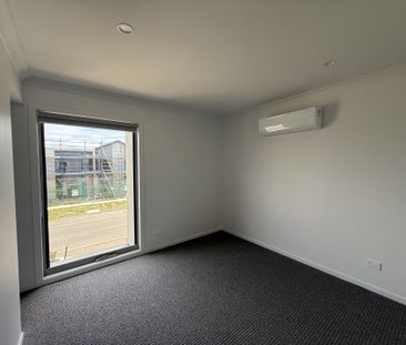 For private inspections please email catie@sweeneyea.com.au. - Photo 6