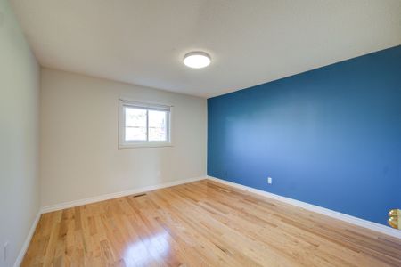 For Lease - 1246 Heathfield Crescent, Oakville, Ontario - Photo 3