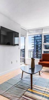 Luxury Rental Opportunity in Downtown Vancouver – One Burrard Place - Photo 1