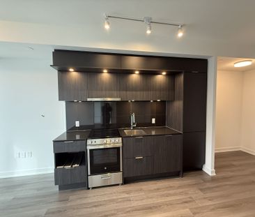 For Lease - 448 BURNHAMTHORPE Road Unit# 1612, Mississauga, Ontario - Photo 4