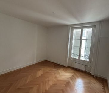 Bel appartement dans les combles situé à la rue du Maupas 15 - Foto 1