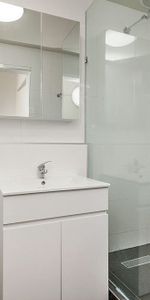 Large Apartment in Prime Location - Photo 3