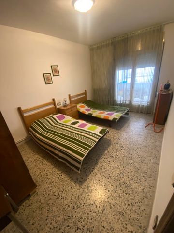 Piso de alquiler en Carrer de Jaume Coll, 12, Can Borrell - Photo 3