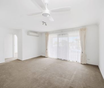 Two bedroom unit in the CBD of Forster - Photo 2