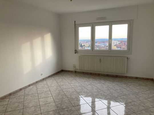Location Appartement 4 pièces 72m² - Photo 1