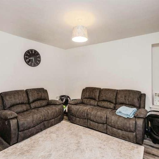 Dinas Street, Plasmarl, Swansea, SA6 - Photo 1