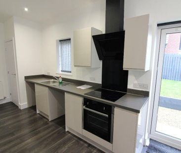 2 bedroom bungalow to rent - Photo 1