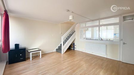3 bedroom maisonette to rent - Photo 5
