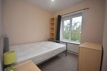 Sadler Court, Hulme, Manchester, M15 - Photo 3