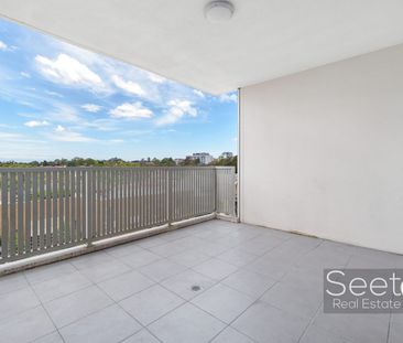 2 Bedrooms Apartment with City View Close to Shops & Transport - Photo 4