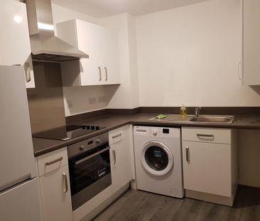 2 Bed Flat, Hammond House, CV6 - Photo 2