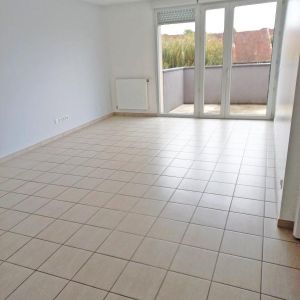 Location Appartement à ST SIMEON DE BRESSIEUX - Photo 1