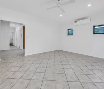 1/4 Ferny Fairway, Burleigh Heads QLD 4220 - Duplex For Rent - $1,1... - Photo 2