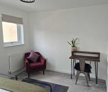 Room in a Shared House, St John's Lane, BS3 - Photo 2