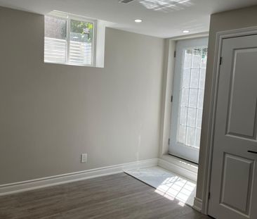 For Lease - 9 Annie Crescent, Ajax, Ontario - Photo 6