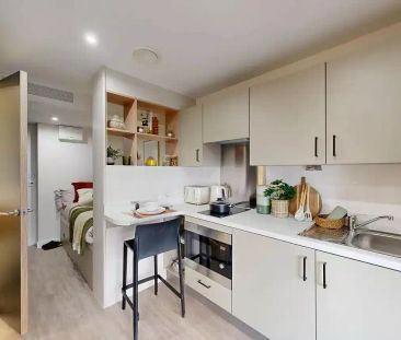 Classic Studio (Floors 20-29) - Photo 3