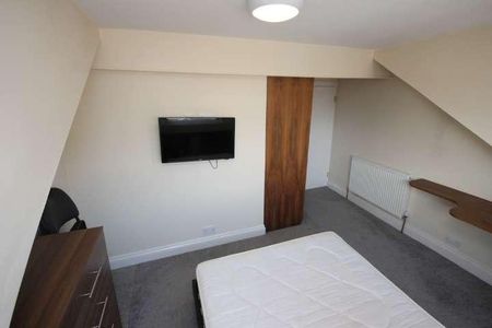 Lucas Street, Woodhouse, Leeds, LS6 - Photo 5