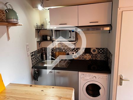 À BOURGES À louer Appartement 1 pièce 15.65 m2 Loyer 445,00 €/mois charges comprises * - Photo 4