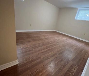 Detached Home For Lease | W9074863 - Photo 3