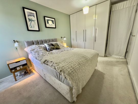 2 Bed Flat, Madison Court, M50 - Photo 1