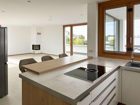 Familientraum: Penthouse mit traumhaftem Seeblick – ideal für Familien, EBK inklusive - Photo 3