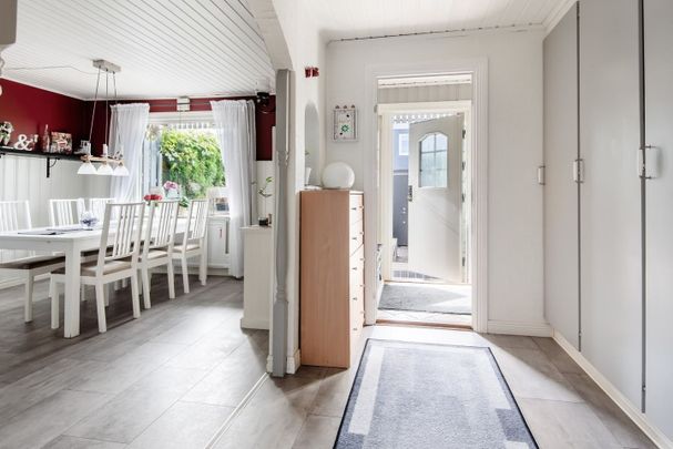 Bivägen, Åkersberga - Photo 1