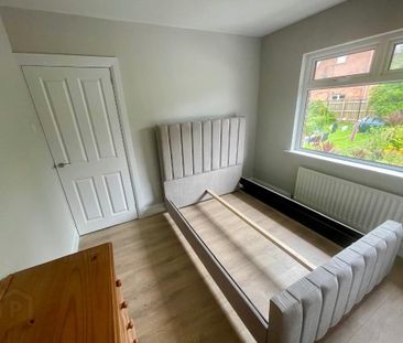234 Lisburn Road, Belfast, BT9 6GF - Photo 3