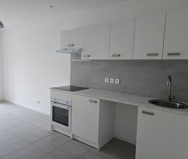 Location appartement 2 pièces, 32.01m², Carmaux - Photo 1