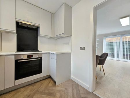 2 bedroom apartment to rent - Photo 5